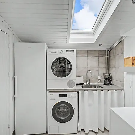 Annalina - 230m From The Sea By Interhome *