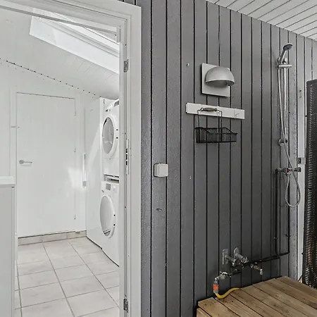 Annalina - 230m From The Sea By Interhome Feriehus